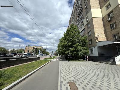квартира по адресу Александра Довженко ул., 14