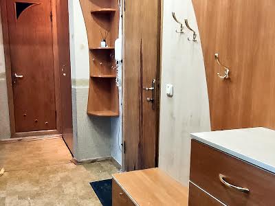 квартира по адресу Героев Днепра ул., 42-Б