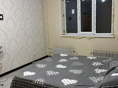 квартира по адресу Дружбы Народов ул., 244
