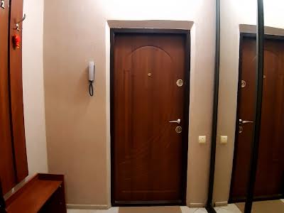 квартира за адресою Любомира Гузара просп. (Космонавта Комарова), 10-А
