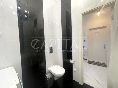 квартира за адресою Шота Руставелі вул., 44