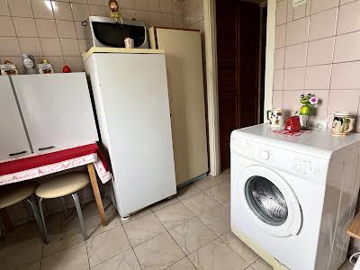 квартира за адресою Політехнічна вул., 3