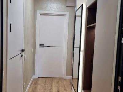 квартира по адресу Салютная ул., 2
