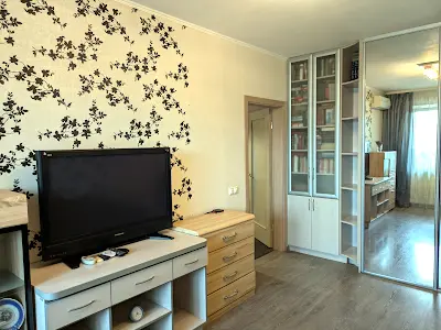квартира за адресою Драгоманова вул., 1-Б