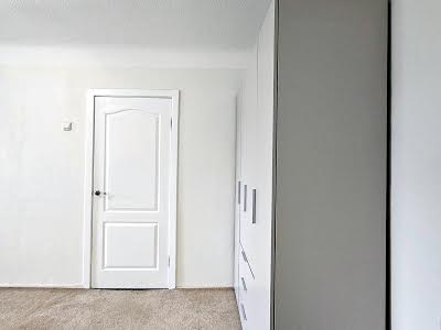 квартира по адресу Строителей ул., 8
