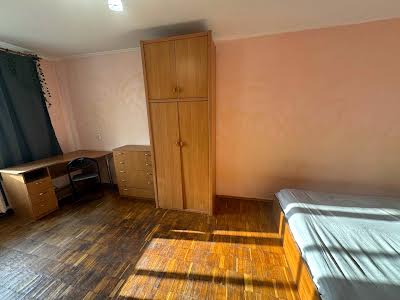 квартира по адресу Ушинского ул., 23