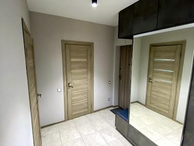 квартира за адресою Дніпровська набережна вул., 19