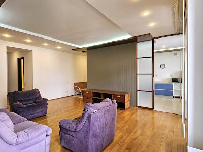 квартира за адресою Панаса Мирного вул., 8