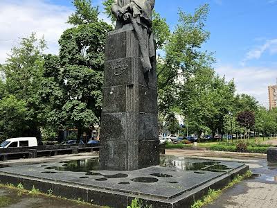 квартира за адресою Русанівський бульв., 5