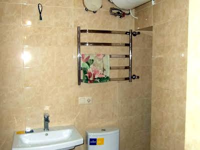квартира за адресою Академіка Глушкова просп., 9-В