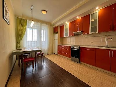 квартира по адресу Анны Ахматовой ул., 18