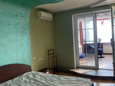 квартира за адресою Клінічна вул., 23-25