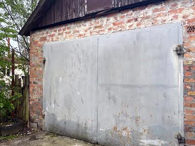 дом по адресу Патріарха Володимира Романюка ул. (Жовтнева), 9