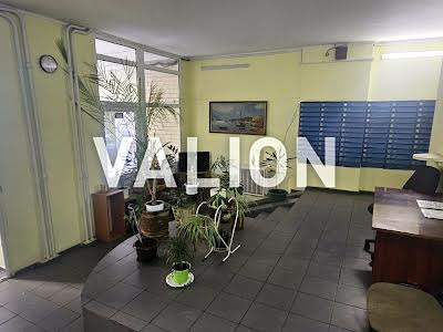 квартира за адресою Анни Ахматової вул., 45
