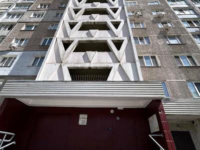 квартира по адресу Академика Глушкова просп., 33