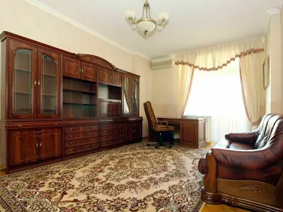 квартира за адресою Київ, Старонаводницька вул., 13