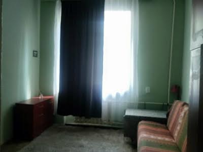 комната по адресу Івана Світличного ул. (Петровського), 4