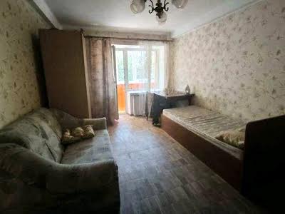 квартира за адресою Солом'янська вул., 16