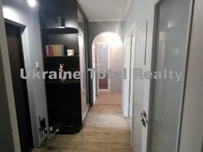 квартира за адресою Срібнокільська вул., 4