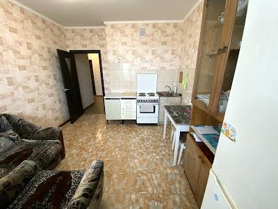 квартира за адресою Миколи Закревського вул., 107