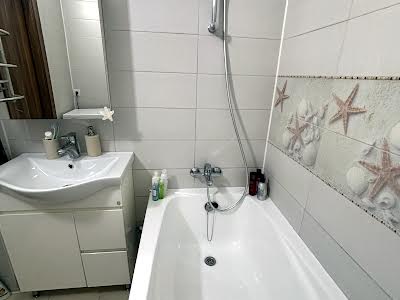 квартира по адресу Киев, Григория Ващенко ул., 3