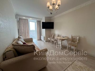 квартира за адресою Драгоманова вул., 2-Б