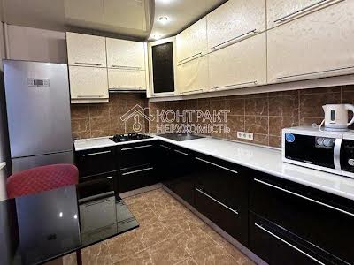 квартира по адресу Тракторостроителей просп., 110б
