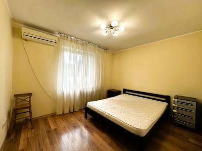 квартира по адресу Дарницкий бульв., 10