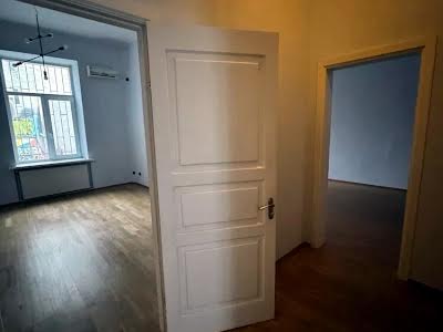 квартира за адресою Саксаганського вул., 28