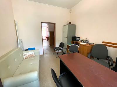 комерційна за адресою Київ, Чоколівський бульв., 30