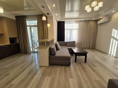 квартира за адресою Регенераторна вул., 4
