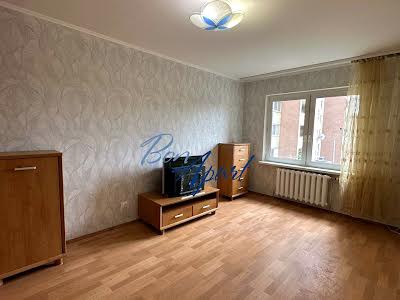 квартира за адресою Смілянська вул., 15а