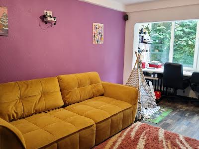 квартира по адресу Романа Ратушного ул. (Волгоградська), 33