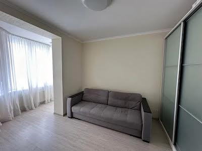 квартира за адресою Амосова пров., 63