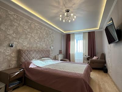 квартира по адресу Патриарха Мстислава Скрипника ул., 48-А