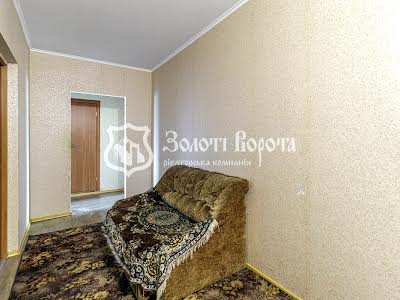квартира за адресою Київ, Милославська вул., 2-В