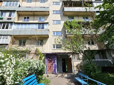 квартира за адресою Київ, Лісовий просп., 15-А