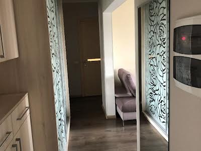 квартира по адресу Героев Днепра ул., 36-Б