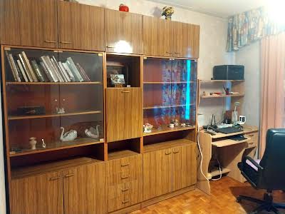 квартира за адресою Миколи Лаврухіна вул., 11