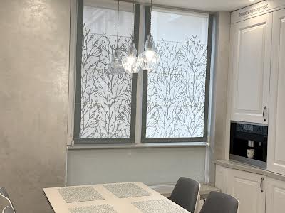 квартира по адресу Практичная ул., 3
