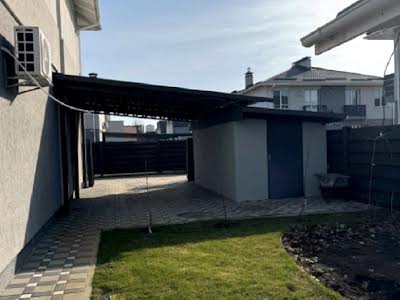 будинок за адресою Юності вул., 8