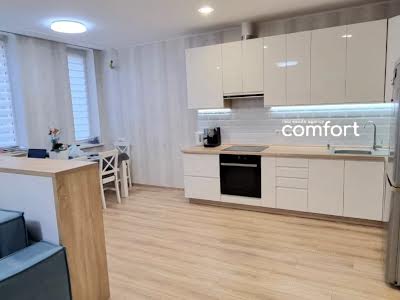 квартира за адресою Регенераторна вул., 4 к10