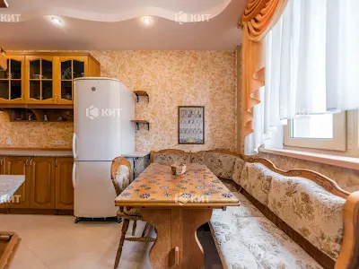 квартира по адресу Натальи Ужвий ул., 112
