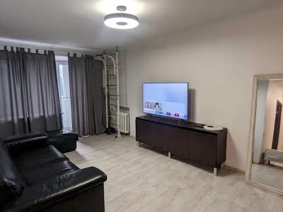 квартира за адресою Лабораторний пров., 4