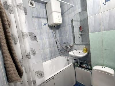квартира по адресу Строителей ул., 4-А