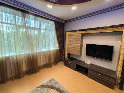 квартира за адресою Андрія Верхогляда вул. (Михайла Драгомирова), 3
