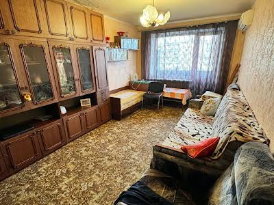 квартира за адресою Героїв просп., 11