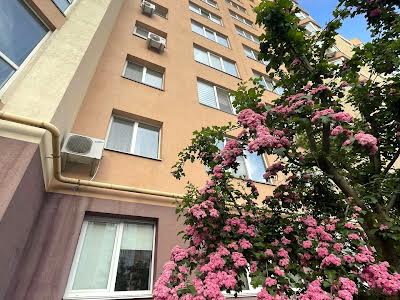 квартира за адресою Героїв Небесної Сотні просп., 126/10
