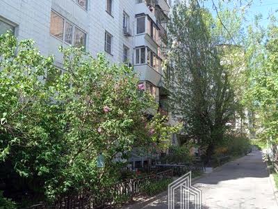 квартира за адресою Євгена Коновальця вул. (Щорса), 15 к3