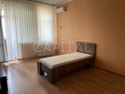 квартира за адресою Дмитрівська вул., 52-Б